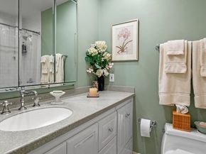 9 Skinner's Path 9, Marblehead MA 01945