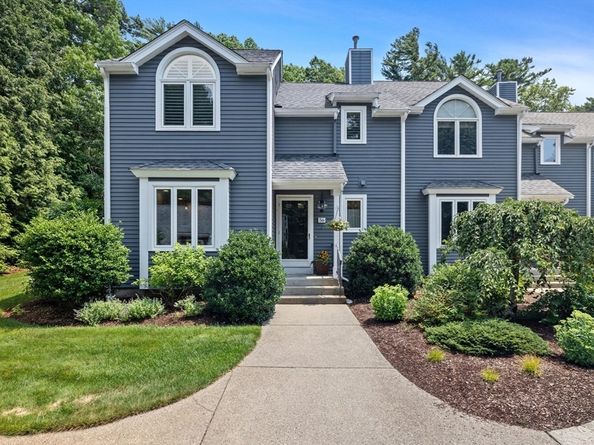 56 Bay Farm Rd 56, Duxbury MA 02332