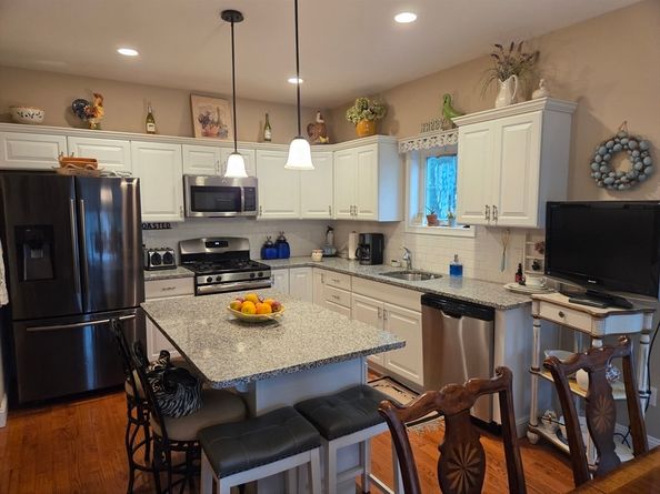 27 Eagle Nest 27, Clinton MA 01510