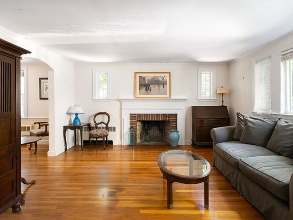 45 Cragmore Rd, Newton MA 02464