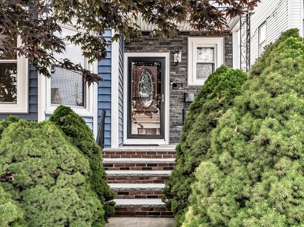 38 Barrett St, Revere MA 02151