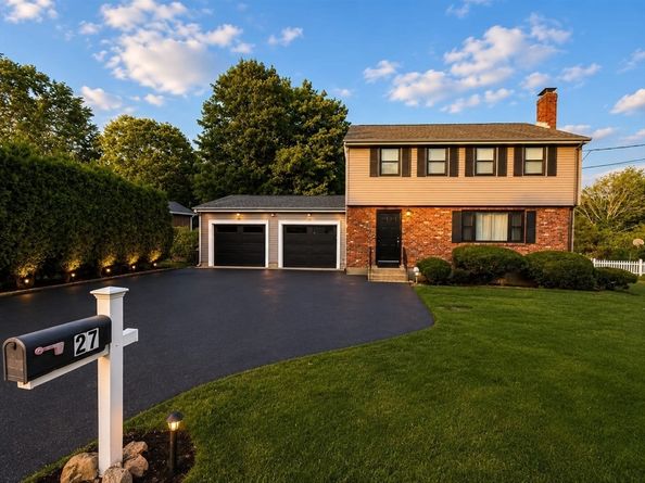 27 Sumner St, Brockton MA 02301