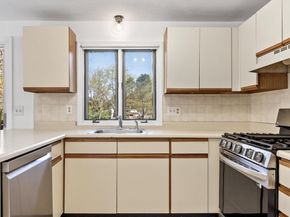 27 Heritage Dr 27, Tewksbury MA 01876