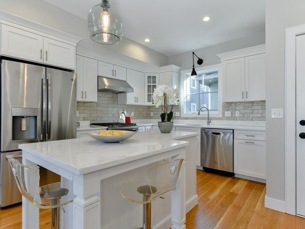 145 Stoughton St 4, Boston MA 02125