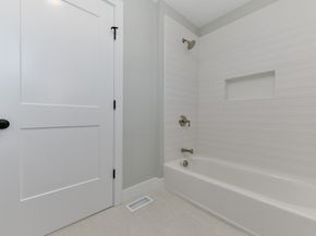145 Stoughton St 4, Boston MA 02125