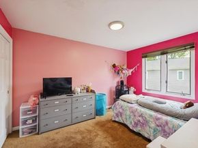 292 Island St 292, Stoughton MA 02072