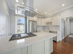 117 Park St, Boston MA 02122