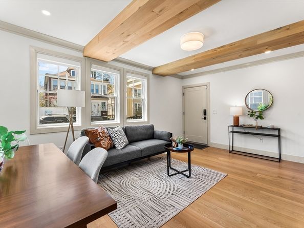 95 W Walnut Park 1, Boston MA 02119
