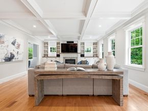 6 Flintlock Rd, Lexington MA 02420