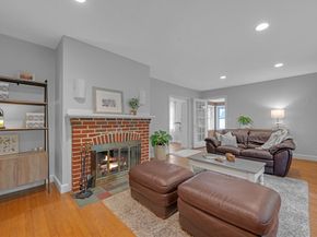 71 Morningside Rd, Worcester MA 01602
