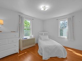 71 Morningside Rd, Worcester MA 01602