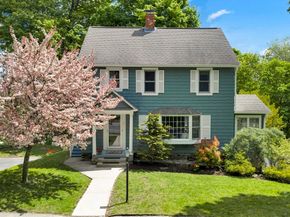 71 Morningside Rd, Worcester MA 01602