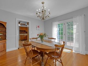 71 Morningside Rd, Worcester MA 01602
