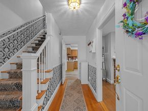 71 Morningside Rd, Worcester MA 01602