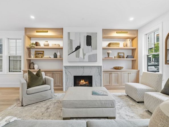 14 Prospect St, Boston MA 02129