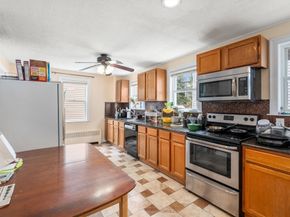 5 Hearn St, Watertown MA 02472