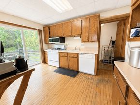 439 Newport Rd, Hull MA 02045