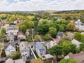 126 White 126, Belmont MA 02478