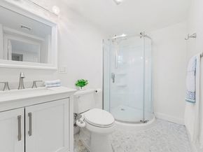 126 White 126, Belmont MA 02478