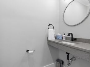 26 Neponset Ave 26, Boston MA 02131