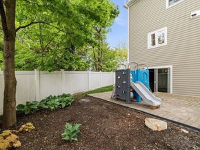 26 Neponset Ave 26, Boston MA 02131
