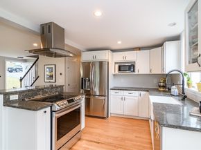 21 Nimitz Cir, Natick MA 01760
