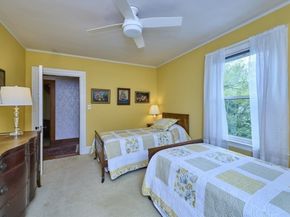 17 Copley St, Newton MA 02458