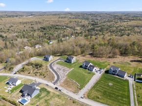 32 Hycrest Rd, Charlton MA 01507