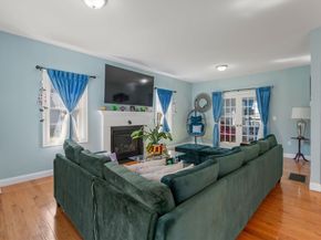 32 Hycrest Rd, Charlton MA 01507