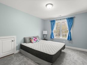 32 Hycrest Rd, Charlton MA 01507