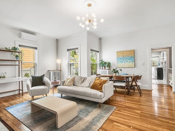 27 Prescott St 1, Somerville MA 02143