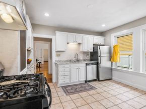 27 Prescott St 1, Somerville MA 02143