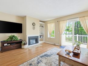204 Laurelwood Dr 204, Hopedale MA 01747