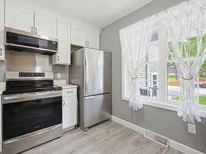 204 Laurelwood Dr 204, Hopedale MA 01747