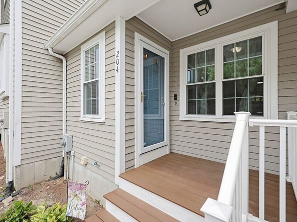 204 Laurelwood Dr 204, Hopedale MA 01747