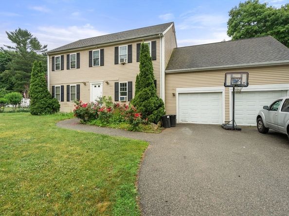 86 Oakland St, Stoughton MA 02072