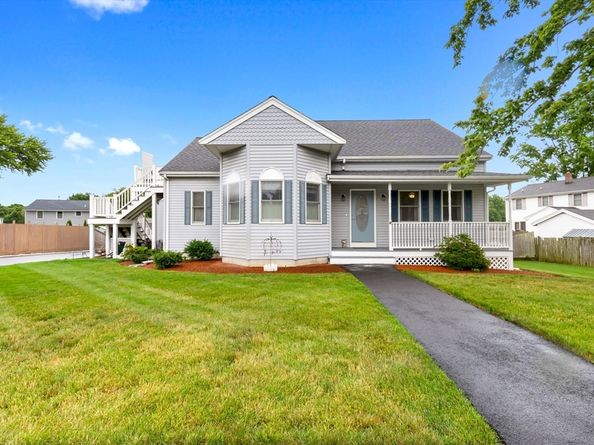 4 Calas Circle, Peabody MA 01960