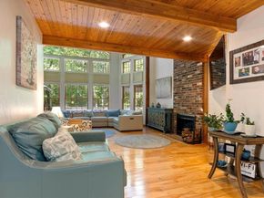 112 Elm St, Auburn MA 01501
