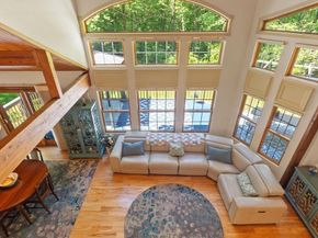 112 Elm St, Auburn MA 01501