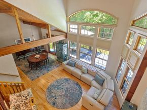 112 Elm St, Auburn MA 01501