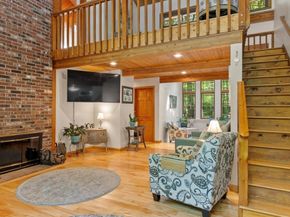 112 Elm St, Auburn MA 01501