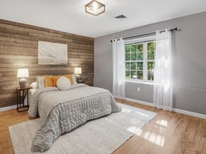 48 Phillips Road 17, Holden MA 01520