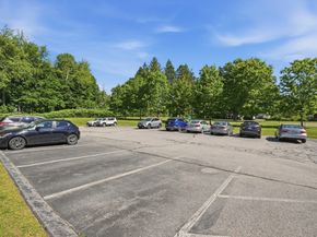 48 Phillips Road 17, Holden MA 01520