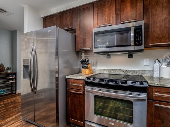 48 Water St 405, Worcester MA 01604