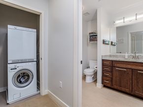 48 Water St 405, Worcester MA 01604