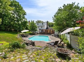 12 Powder House Rd Ext, Medford MA 02155