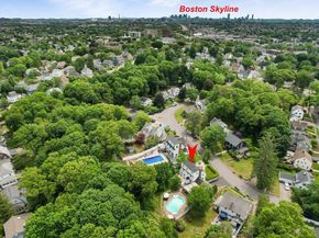 12 Powder House Rd Ext, Medford MA 02155