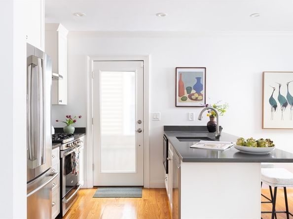 7 Durham Street 1, Somerville MA 02143