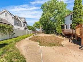 1 Allen Ct, Marlborough MA 01752