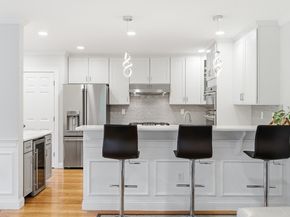 37 Jefferson Dr 37, Lexington MA 02420
